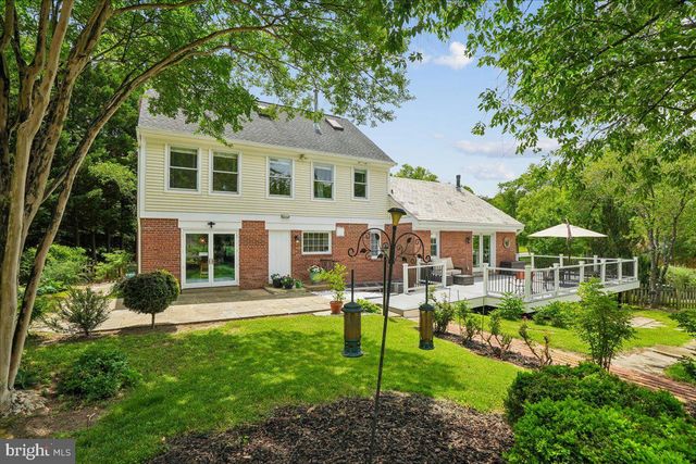 1305 KEY DR, Alexandria, VA 22302