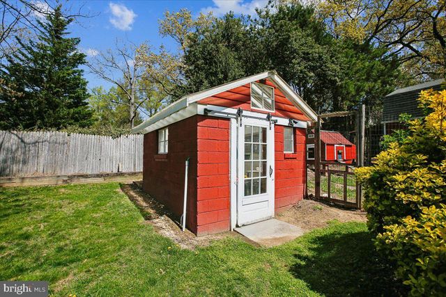 1305 KEY DR, Alexandria, VA 22302