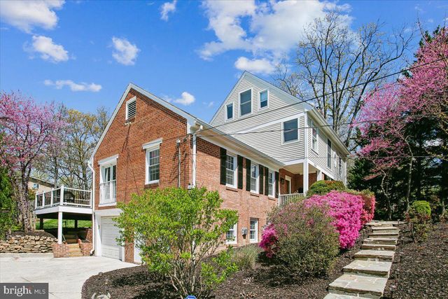 1305 KEY DR, Alexandria, VA 22302