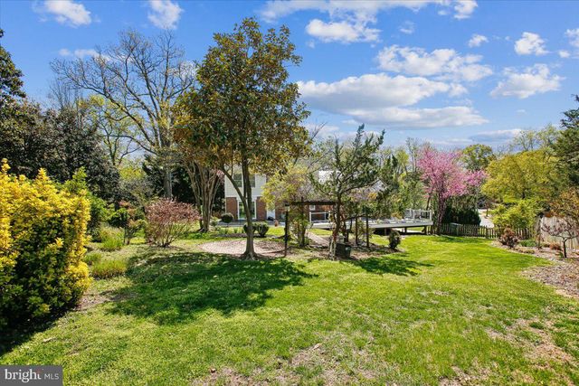 1305 KEY DR, Alexandria, VA 22302