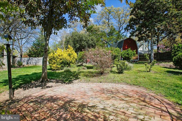 1305 KEY DR, Alexandria, VA 22302