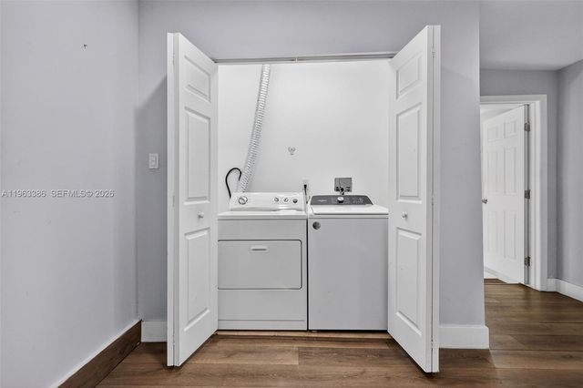 1880 NW 69th St, Miami, FL 33147