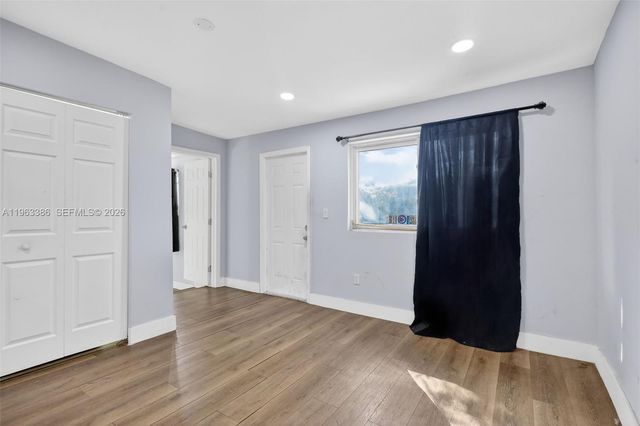 1880 NW 69th St, Miami, FL 33147