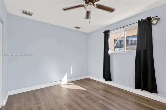 1880 NW 69th St, Miami, FL 33147