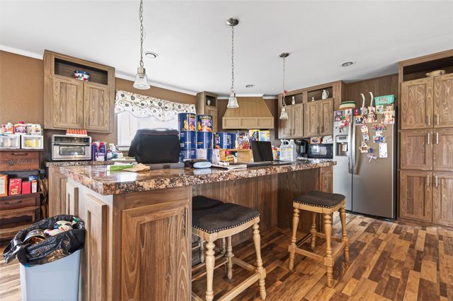 3588 Centerhill Road, Bellville, TX 77418