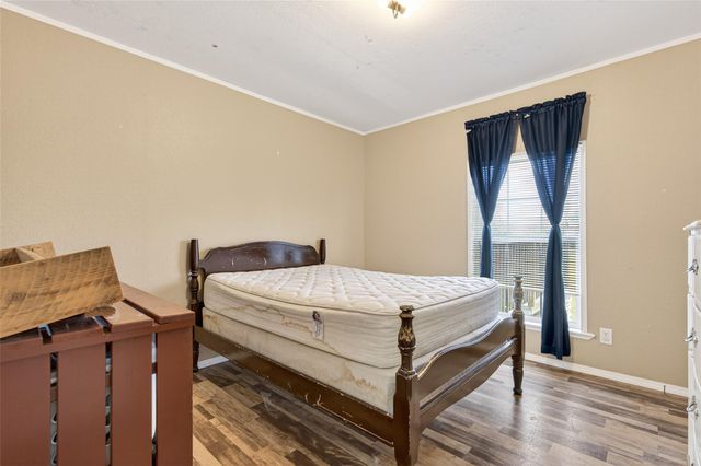 3588 Centerhill Road, Bellville, TX 77418