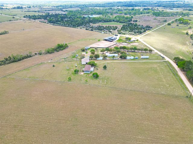 3588 Centerhill Road, Bellville, TX 77418