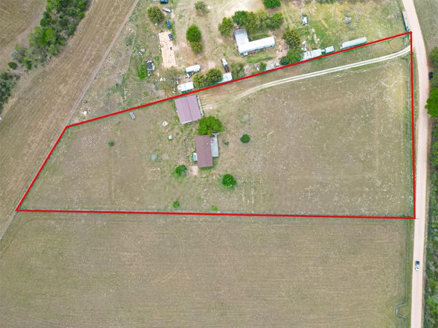 3588 Centerhill Road, Bellville, TX 77418