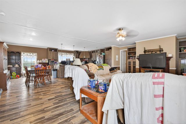 3588 Centerhill Road, Bellville, TX 77418