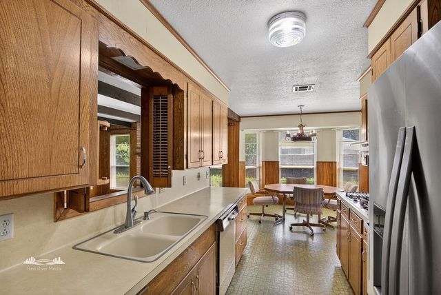 2313 WESLEY Circle, Bossier City, LA 71111