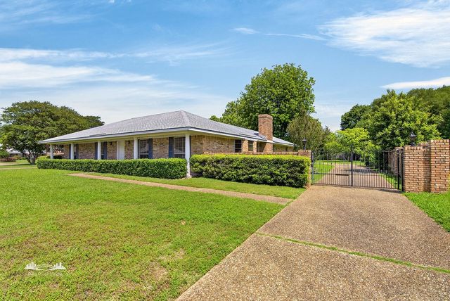 2313 WESLEY Circle, Bossier City, LA 71111