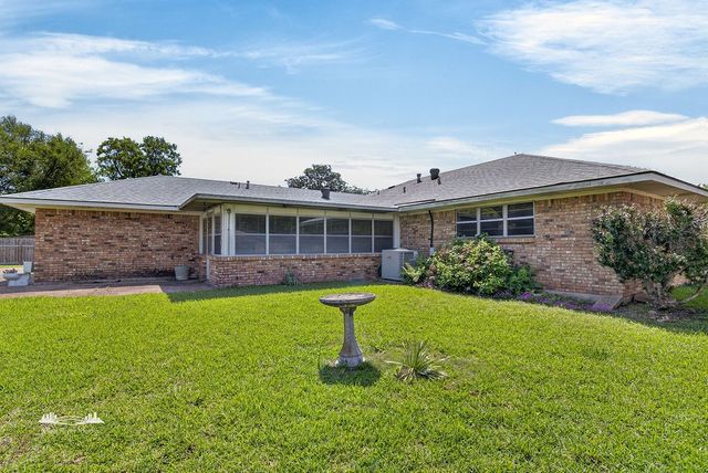 2313 WESLEY Circle, Bossier City, LA 71111