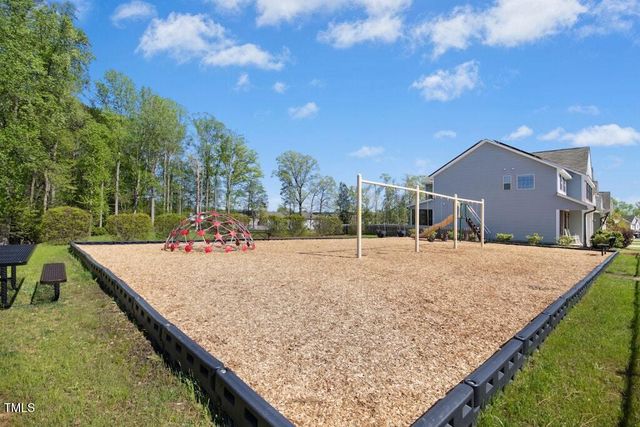 509 Rose Creek Court, Zebulon, NC 27597