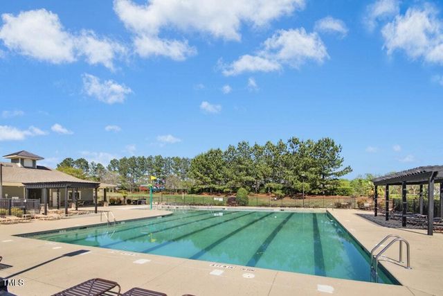 509 Rose Creek Court, Zebulon, NC 27597