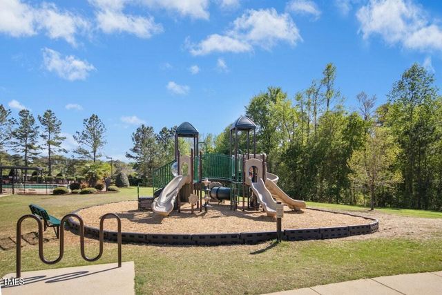 509 Rose Creek Court, Zebulon, NC 27597