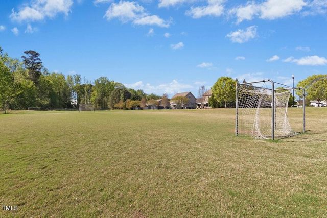 509 Rose Creek Court, Zebulon, NC 27597