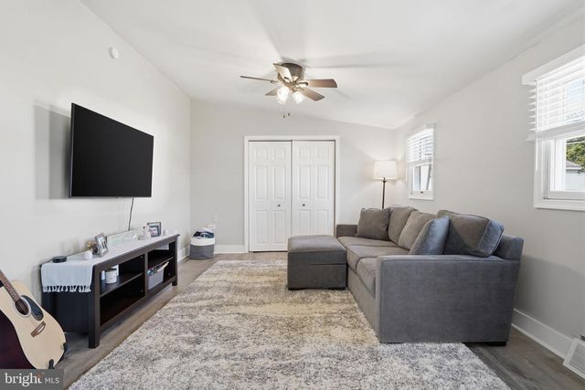 44 HEIGHTS LN, Feasterville Trevose, PA 19053