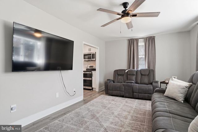 44 HEIGHTS LN, Feasterville Trevose, PA 19053