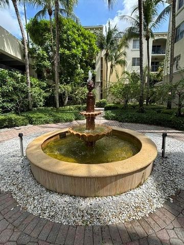 1218 RENAISSANCE Way 218, Boynton Beach, FL 33426
