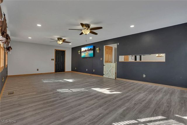 390 Spring Valley Drive, Zanesville, OH 43701