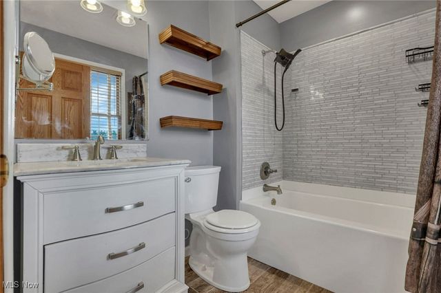 390 Spring Valley Drive, Zanesville, OH 43701