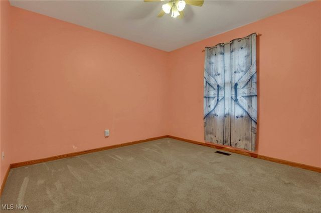 390 Spring Valley Drive, Zanesville, OH 43701