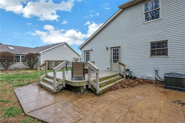 390 Spring Valley Drive, Zanesville, OH 43701