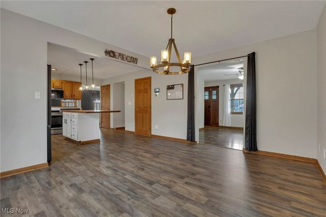 390 Spring Valley Drive, Zanesville, OH 43701