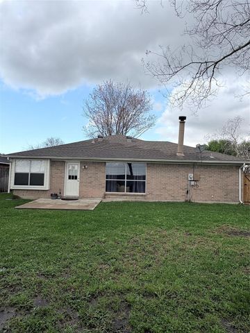 8518 Fairbrook Lane, La Porte, TX 77571