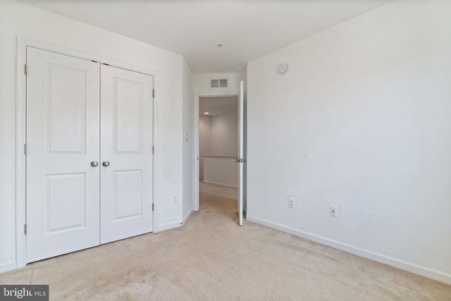 23048 MOUNTAIN LAUREL LN, California, MD 20619
