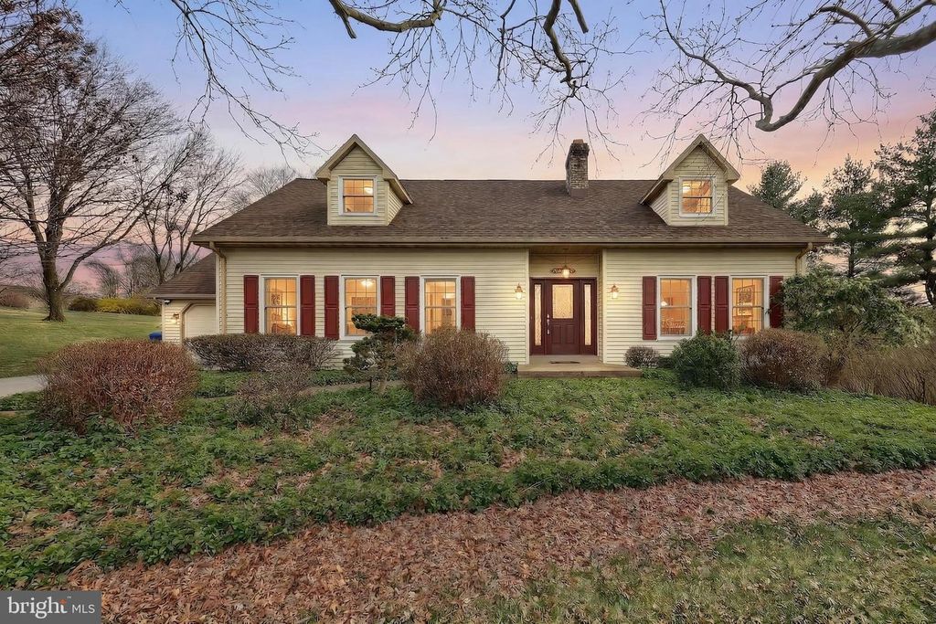 Image 1 of property listing at 207 HAMETOWN RD, New Freedom, PA 17349