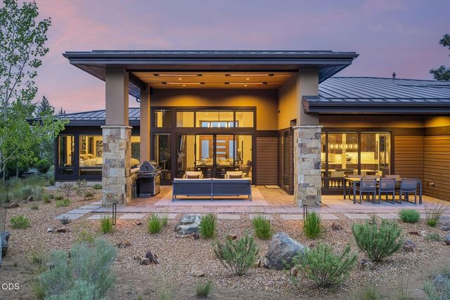 61317 Bonneville Loop, Bend, OR 97702