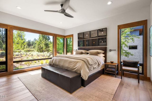 61317 Bonneville Loop, Bend, OR 97702