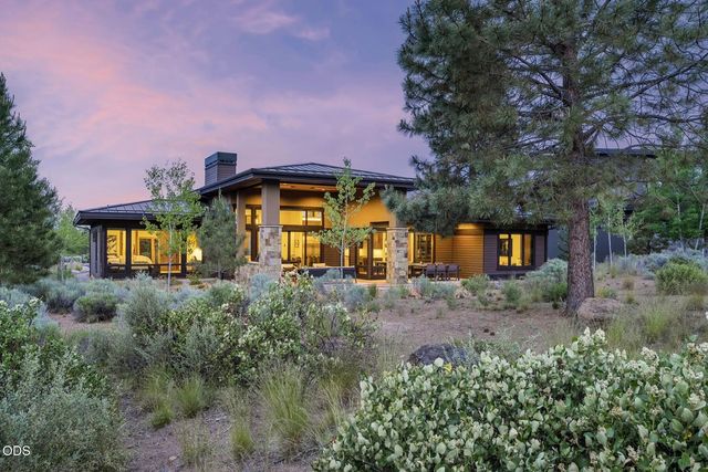 61317 Bonneville Loop, Bend, OR 97702