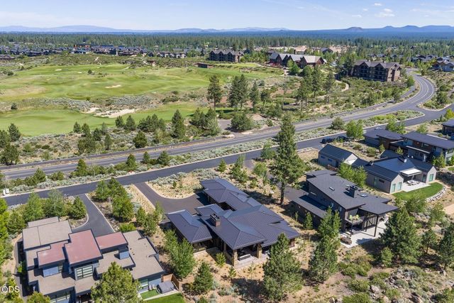 61317 Bonneville Loop, Bend, OR 97702