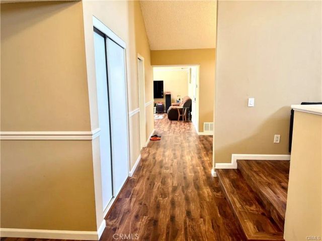 25453 Via Novia, Valencia, CA 91355