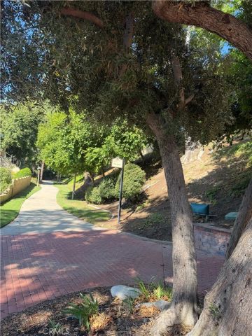 25453 Via Novia, Valencia, CA 91355