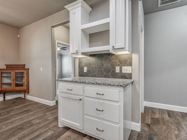 2809 Cedar Creek Drive, Moore, OK 73160