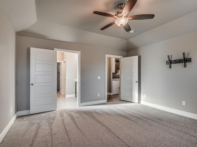 2809 Cedar Creek Drive, Moore, OK 73160