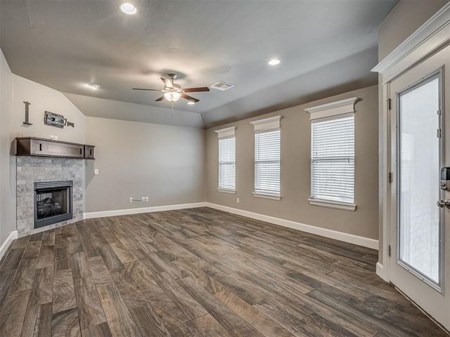 2809 Cedar Creek Drive, Moore, OK 73160