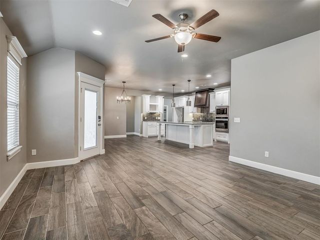 2809 Cedar Creek Drive, Moore, OK 73160