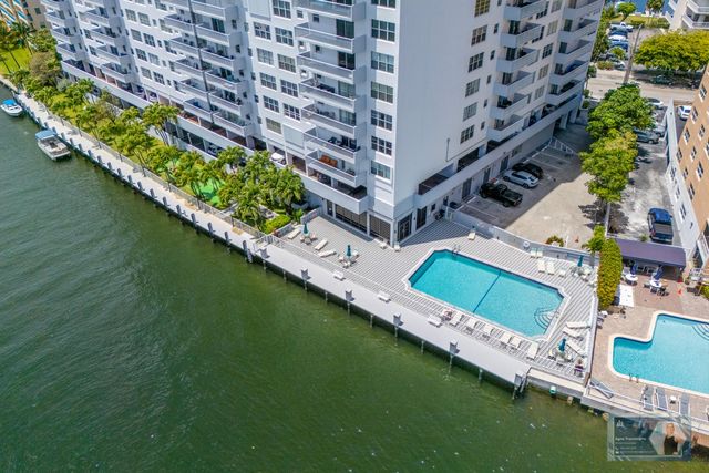 137 Golden Isles Drive 1202, Hallandale Beach, FL 33009