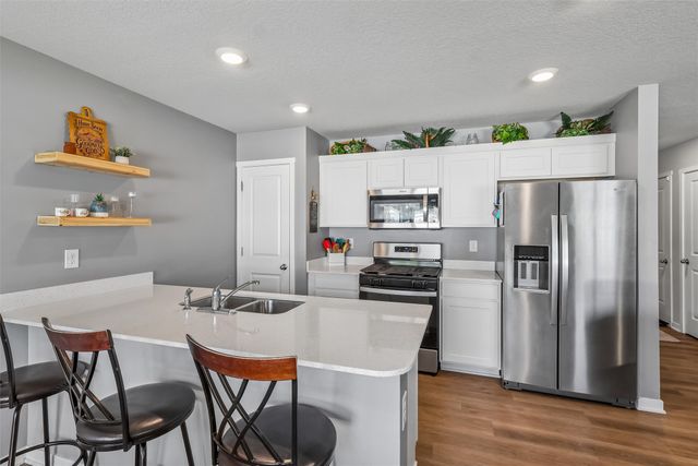 2705 E 50th Court, Des Moines, IA 50317
