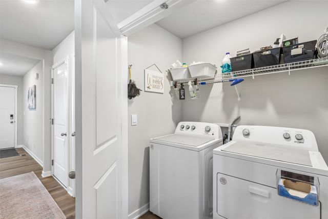 2705 E 50th Court, Des Moines, IA 50317