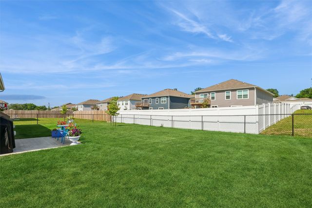 2705 E 50th Court, Des Moines, IA 50317