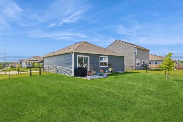 2705 E 50th Court, Des Moines, IA 50317