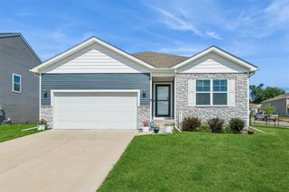 2705 E 50th Court, Des Moines, IA 50317