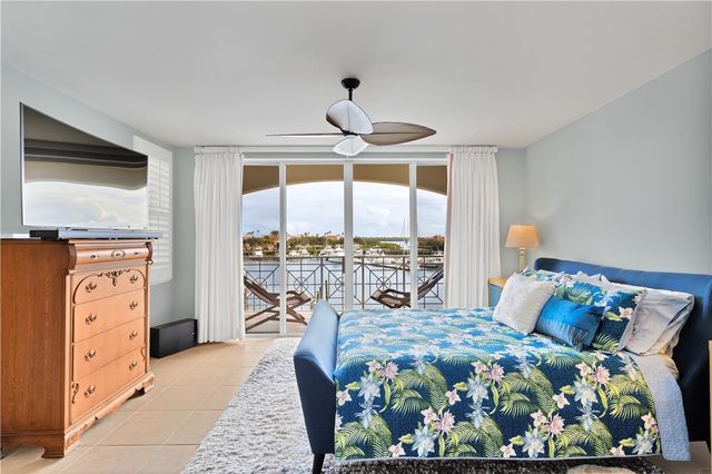 5320 W Harbor Village Drive 401, Vero Beach, FL 32967