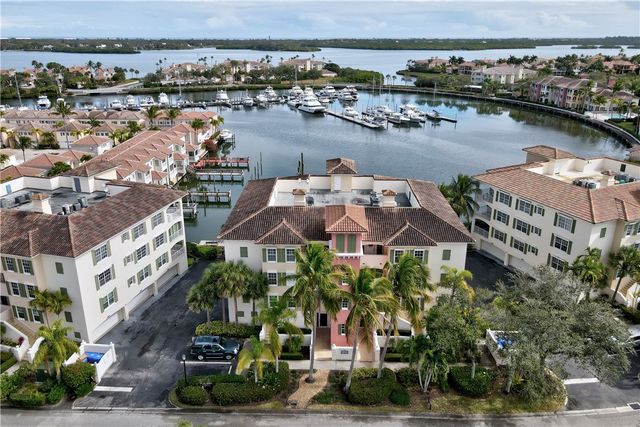 5320 W Harbor Village Drive 401, Vero Beach, FL 32967
