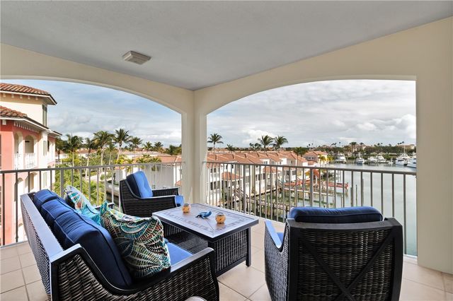 5320 W Harbor Village Drive 401, Vero Beach, FL 32967